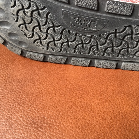 Birki’s by Birkenstock’s tri-strap sandals - Picture 5 of 6